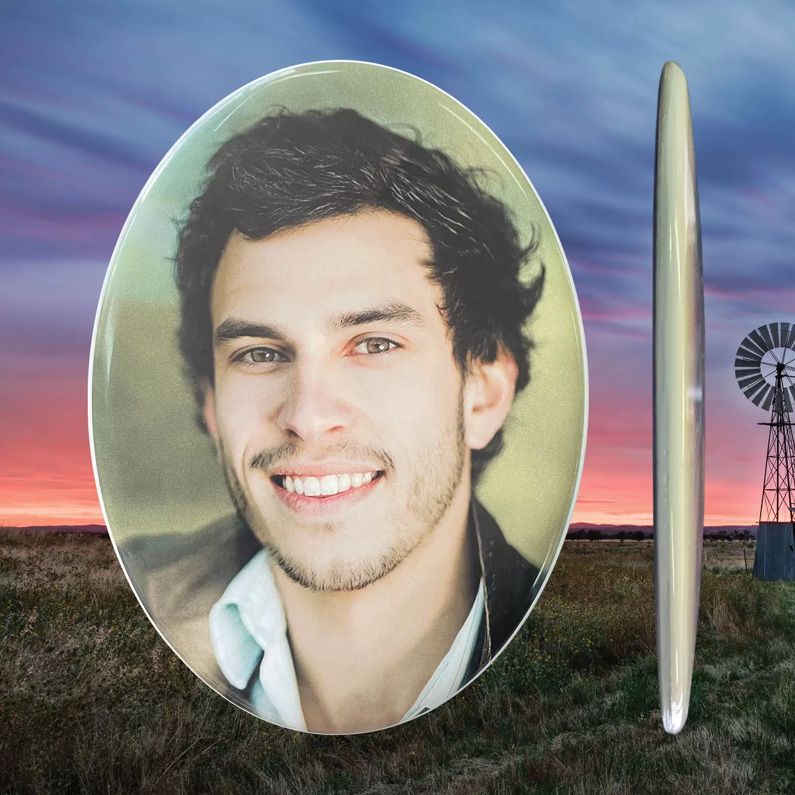 Full colour ceramic memorial image in oval shape